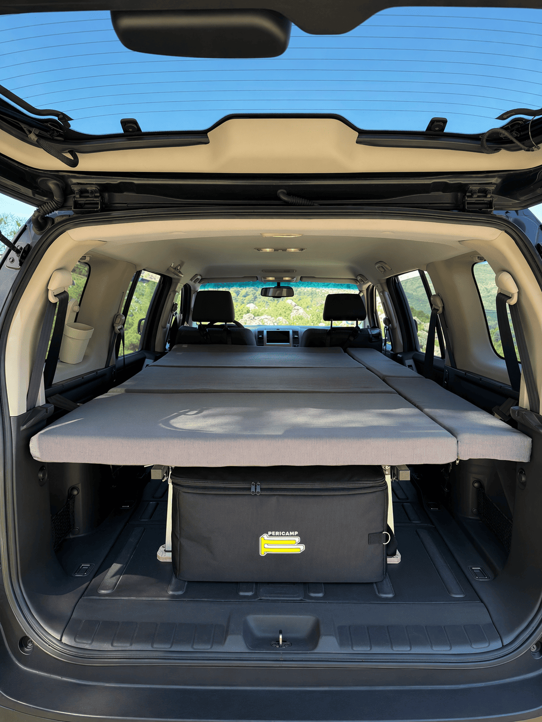 Kit camper forAll montado en un coche